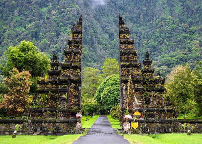 Handara Gate - Place Interest in Bali